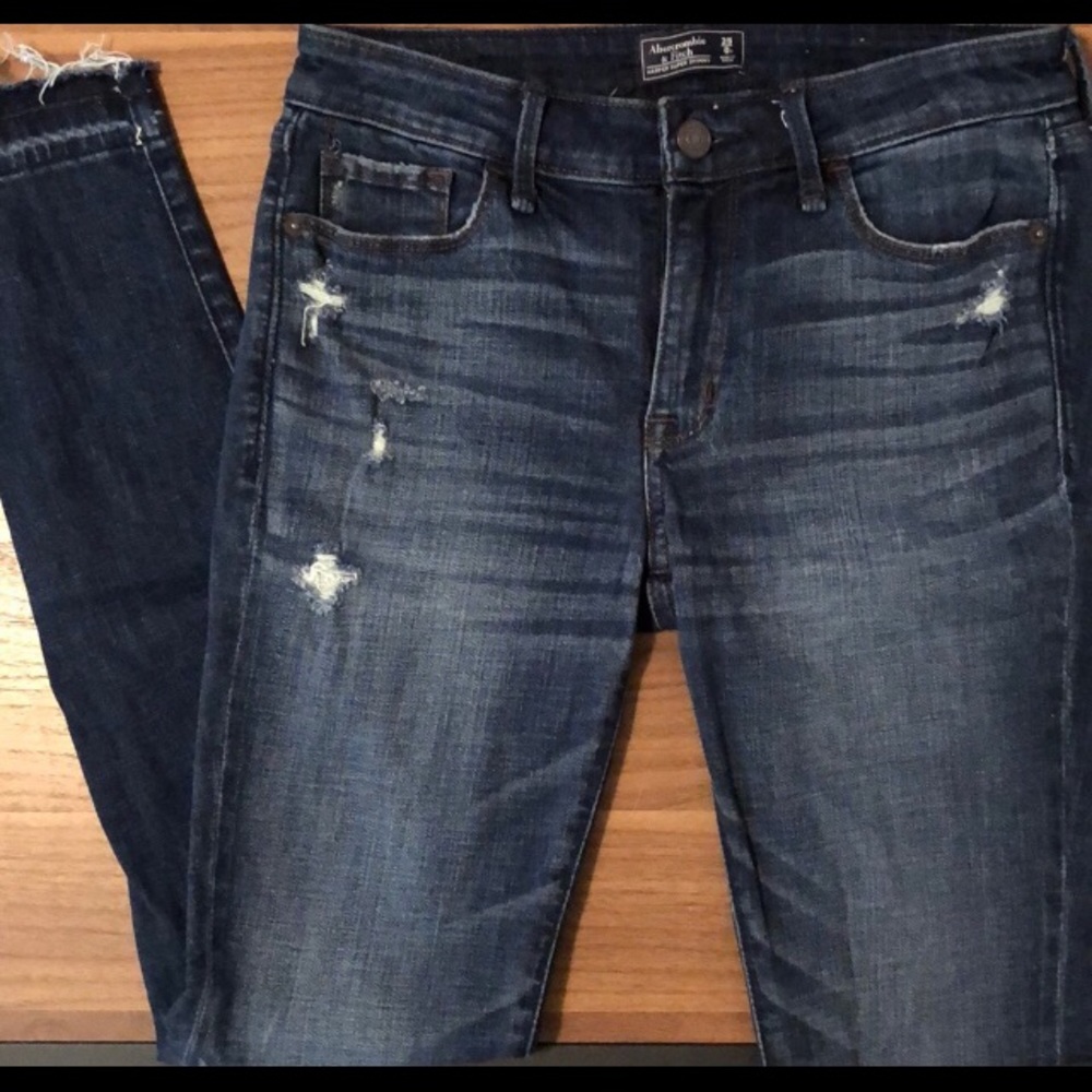 ABERCROMBIE & FITCH JEANS